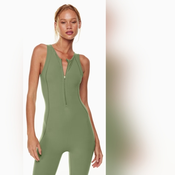 Aritzia TNA Action TnaBREATHET lcon Jumpsuit In Ravine Green Size Small. - Picture 2 of 16